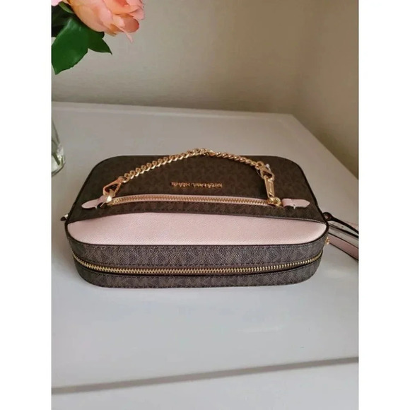 MICHAEL KORS LARGE EW ZP CHAIN XBODY POWDER BLUSH - Picture 6 of 12